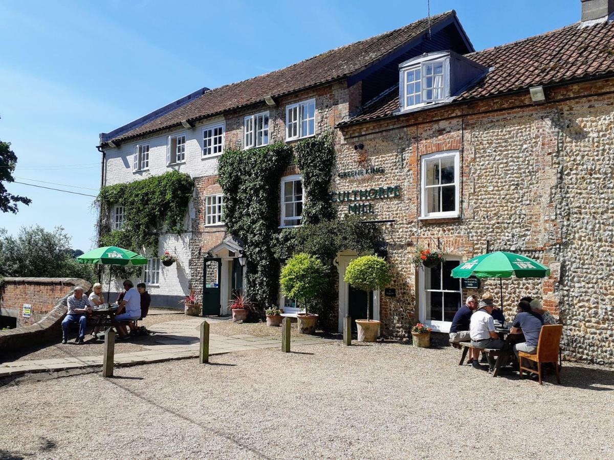 Sculthorpe Mill Hotel Fakenham Exterior foto